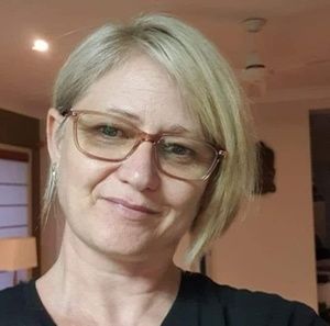 Meet your Posher, Peta